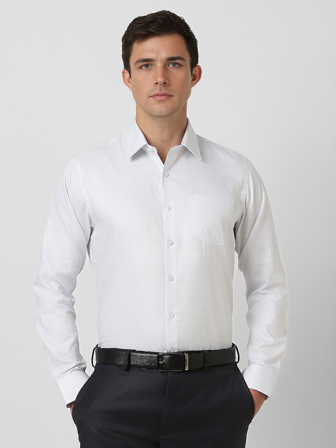 

Van Heusen Men Speread Collar Solid Cotton Slim Fit Formal Shirt, White