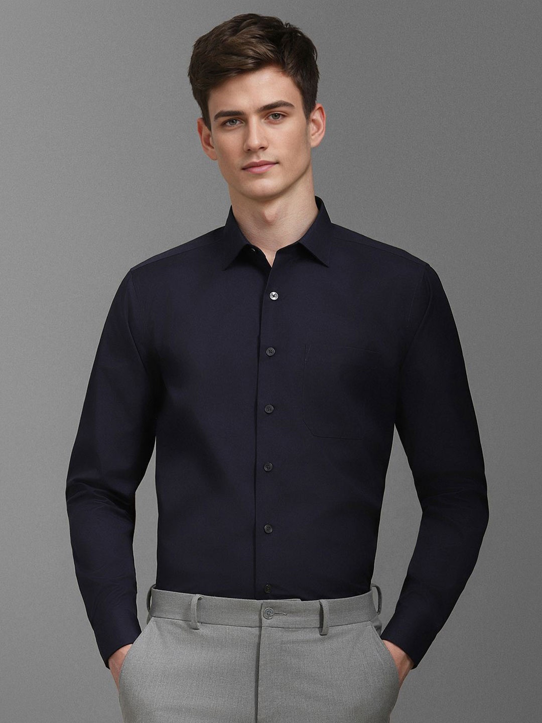 

Louis Philippe Men Spread Collar Solid Cotton Formal Shirt, Black