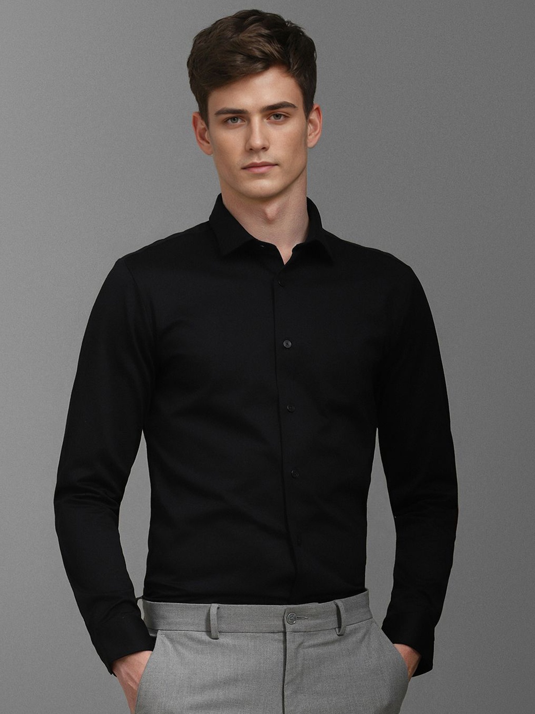 

Louis Philippe Men Spread Collar Solid Cotton Formal Shirt, Black