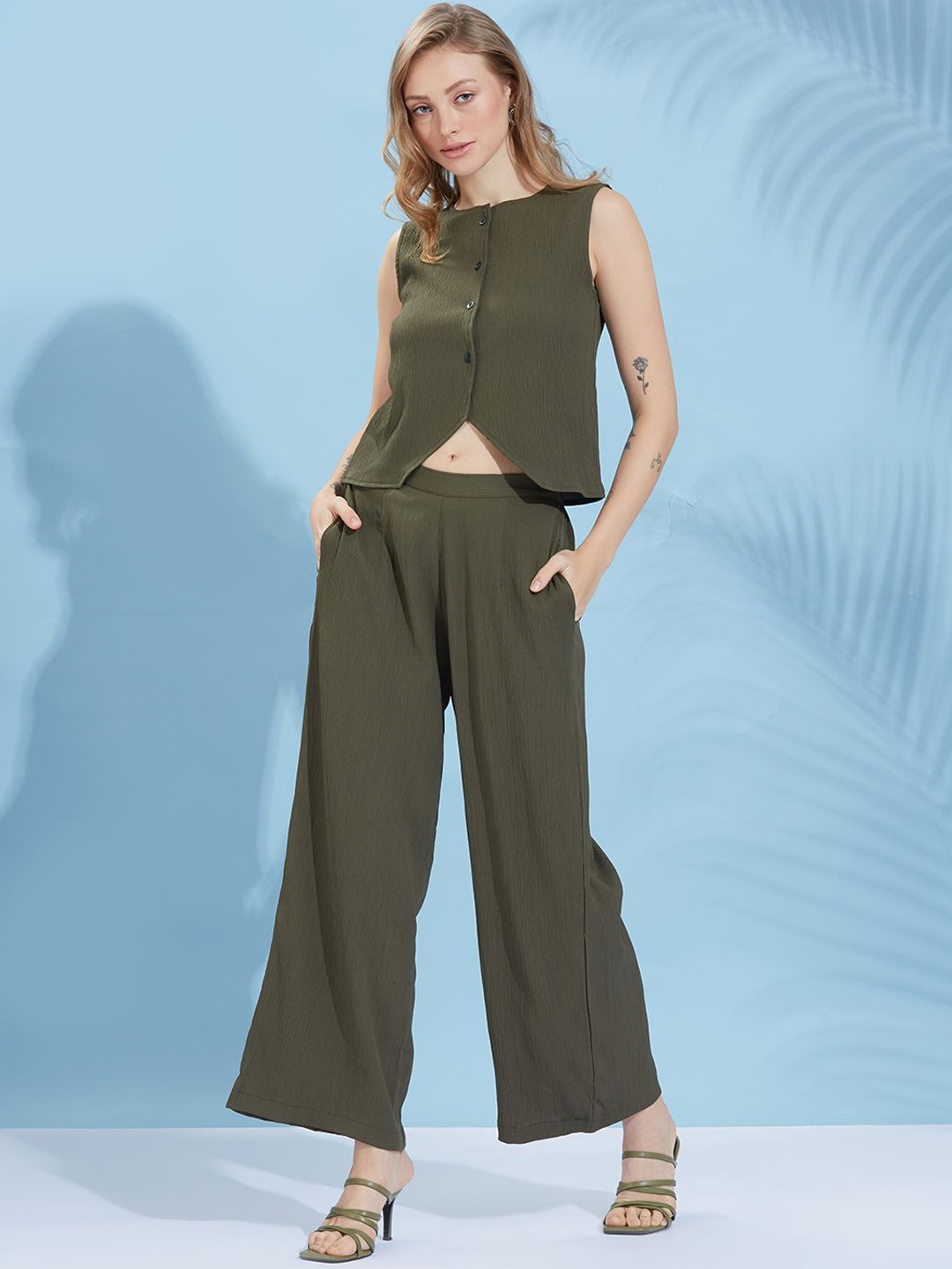 

HERE&NOW Olive Green Self Design Round Neck Waistcoat & Trouser