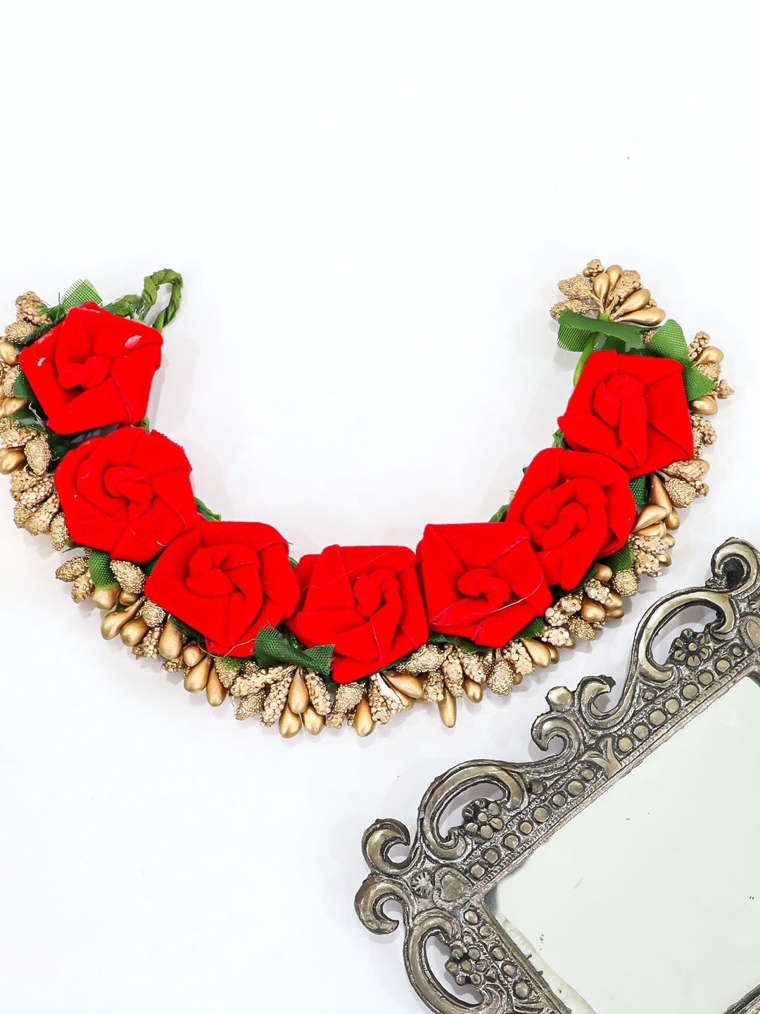 

VAGHBHATT Women Embellished Tiara, Gold