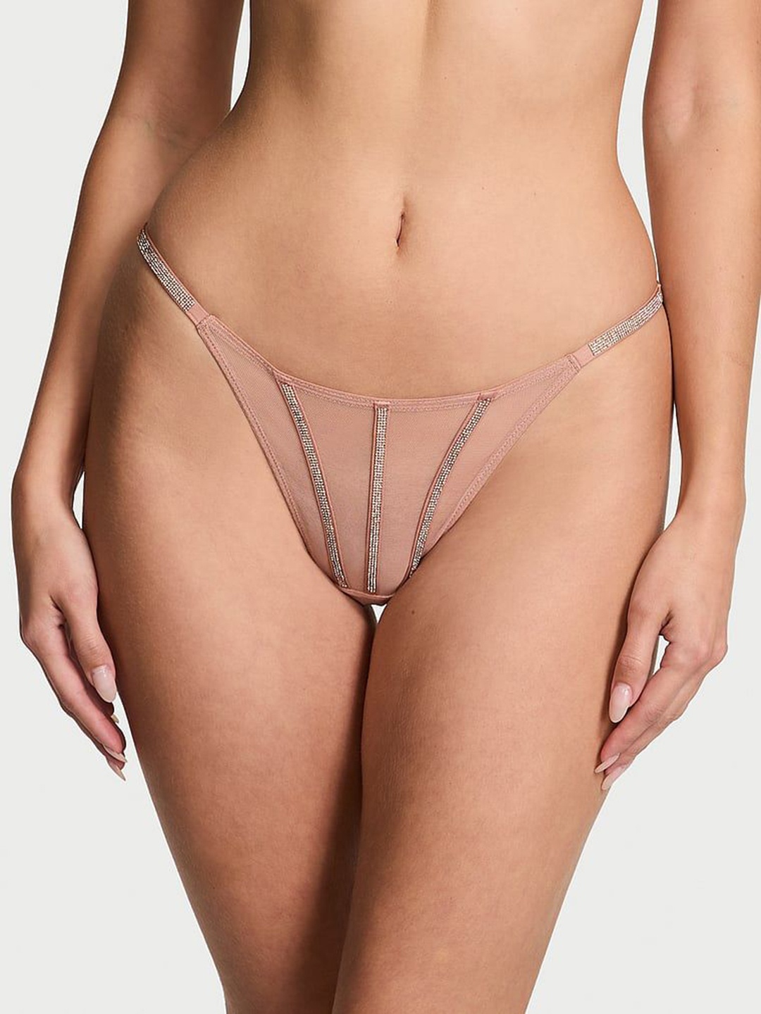 

Victoria's Secret Women Low-Rise Shine Thong Brief 112452384SMU, Beige