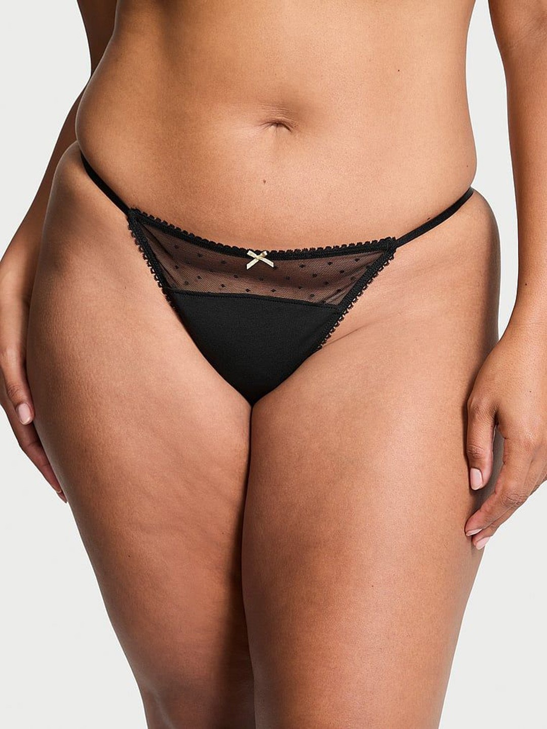 

Victoria's Secret Women Low-Rise V-String Brief, Black