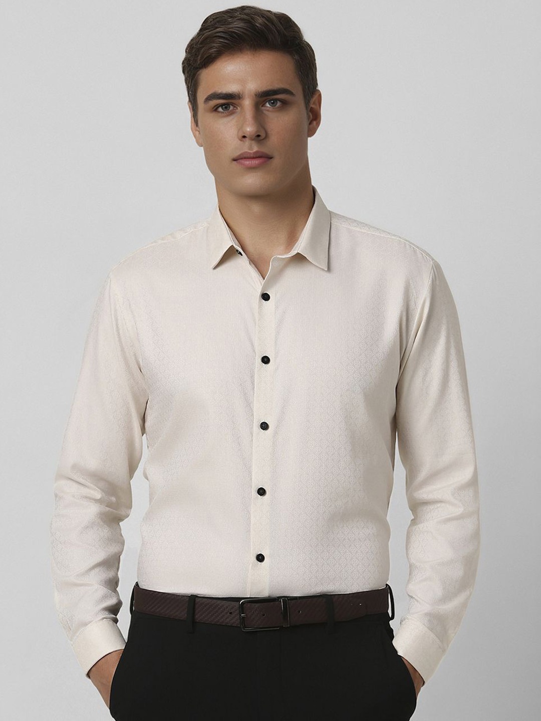 

V Dot Men Spread Collar Abstract Printed Cotton Slim Fit Formal Shirt, Cream