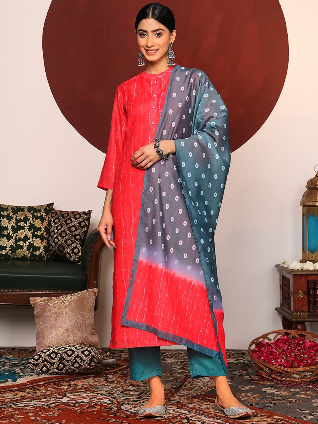 

Varanga Red Bandhani Printed Mandarin Colar Kurta With Trousers & Dupatta