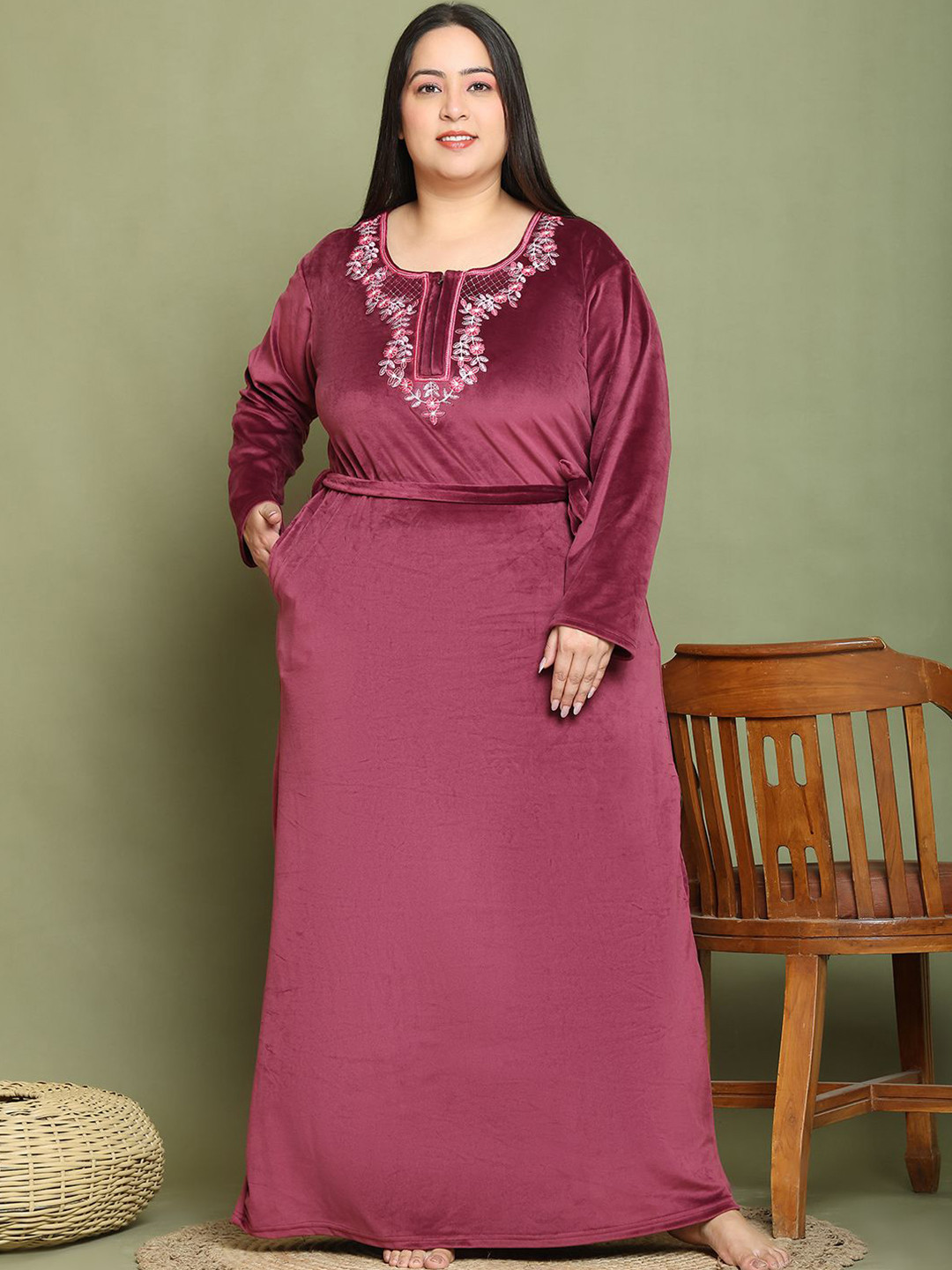 

TAG 7 Plus Size Embroidered Maxi Nightdress, Maroon