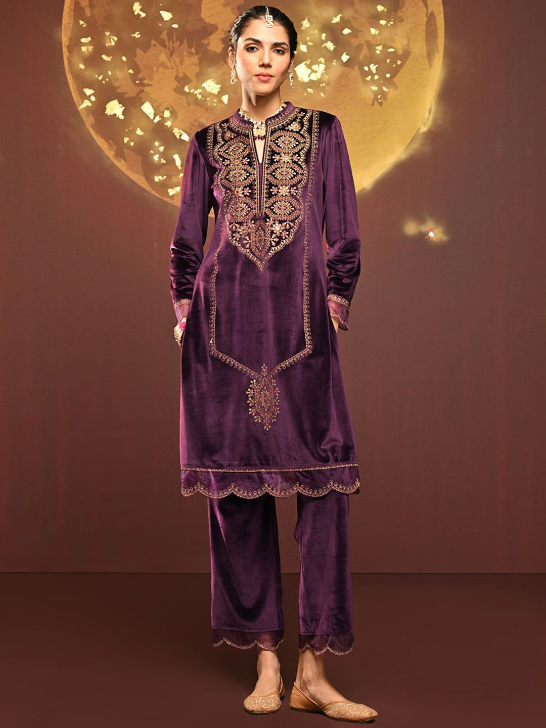 

Lakshita Women Floral Embroidered Regular Velvet Kurta with Trousers, Purple