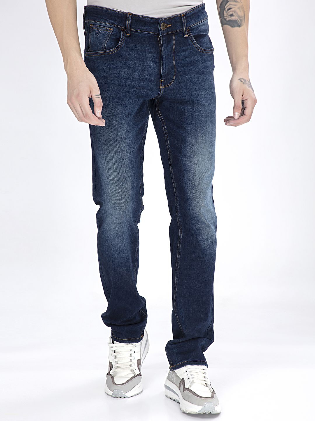 

Thinc Men Serene Sculpted Straight-Fit Stretchable Jeans, Blue
