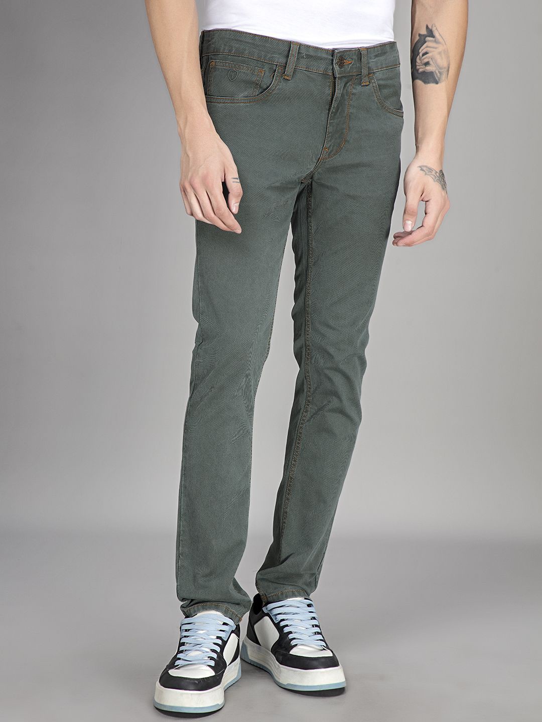 

THINC Men Sage Symphony Slim Fit Stretchable Jeans, Olive