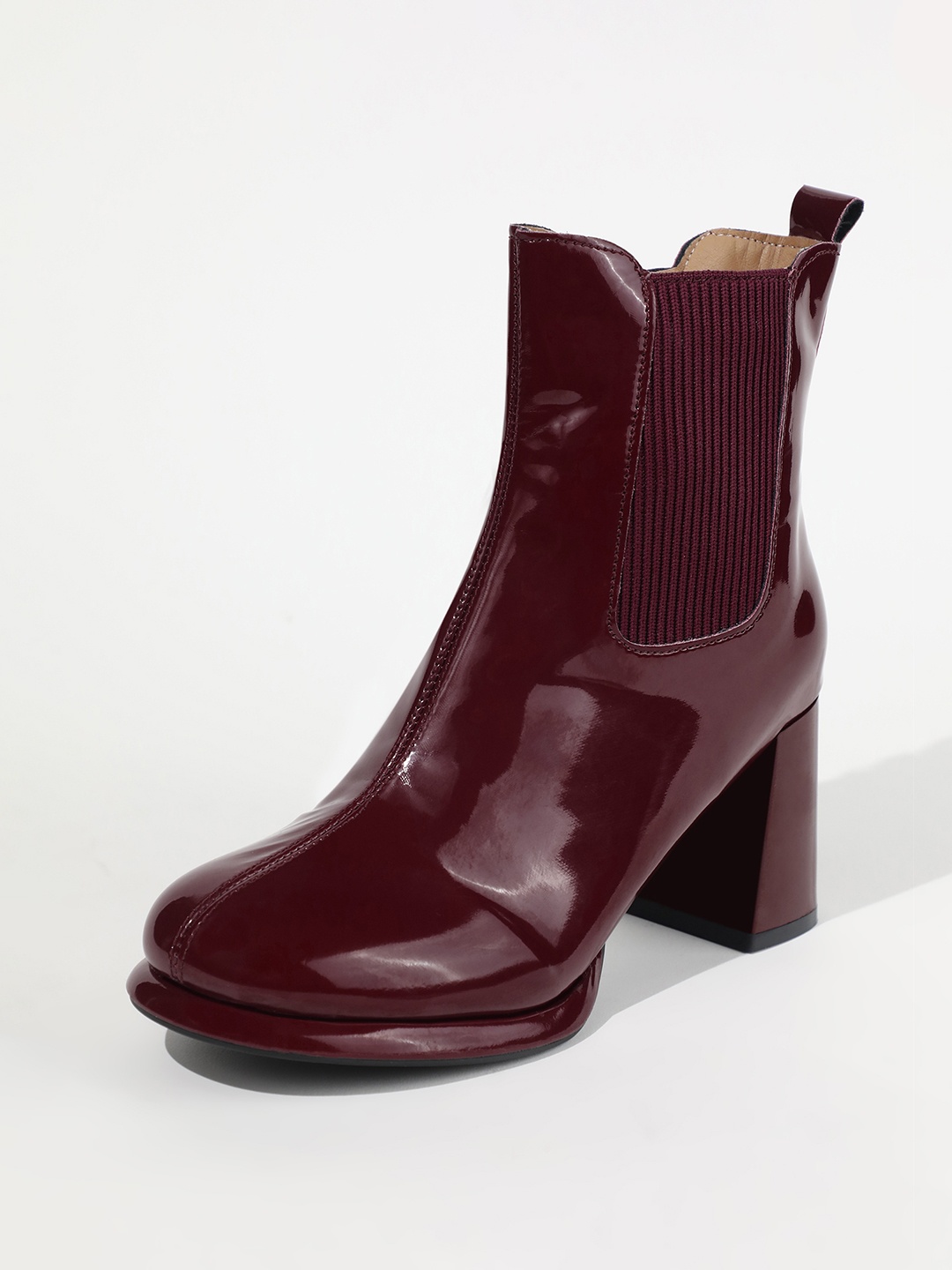 LULU & SKY Women Round Toe Size Zip Chelsea Boots, Red