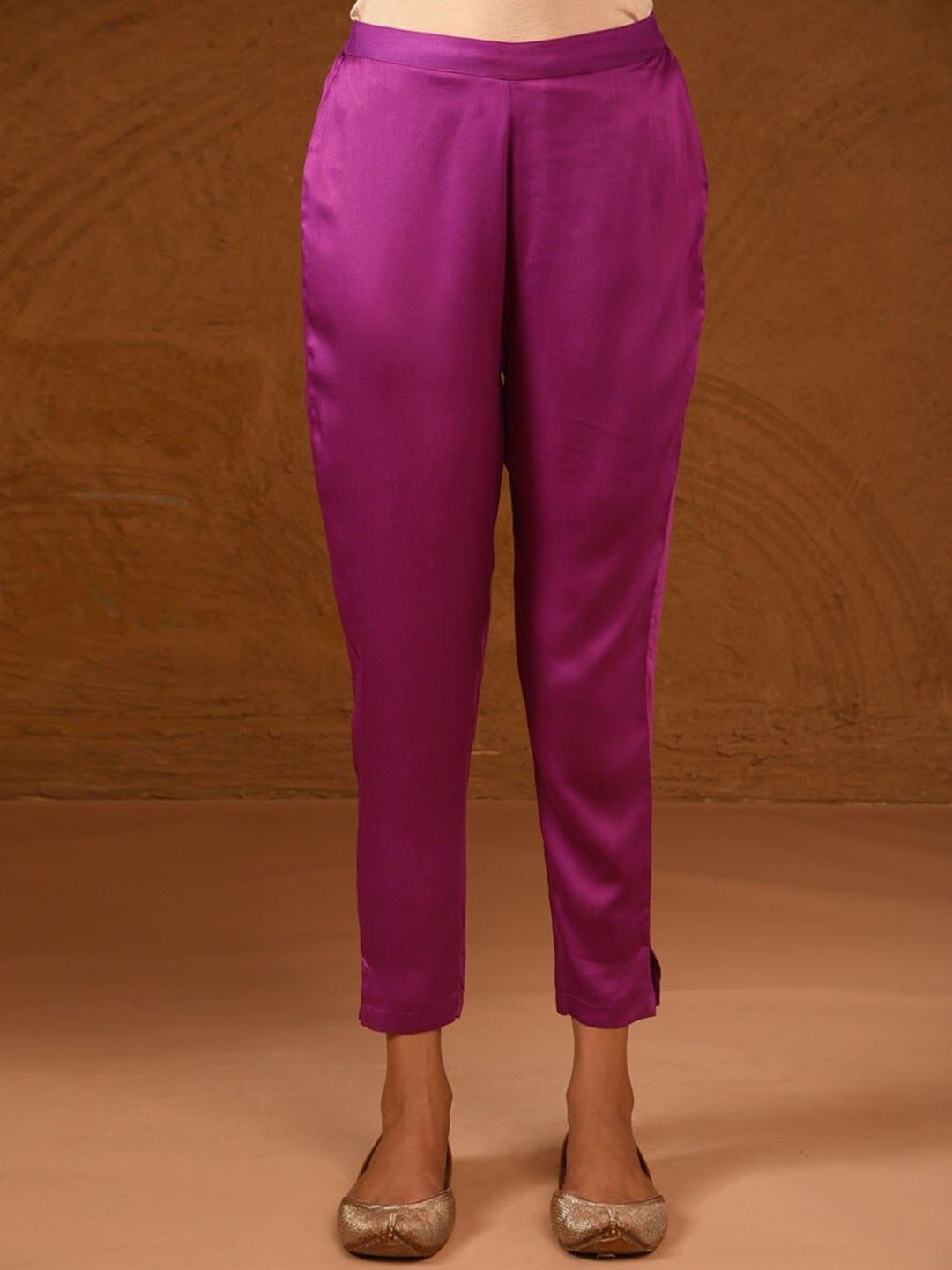 

JAYPORE Women Relaxed Regular Fit Mid-Rise Trousers, Pink
