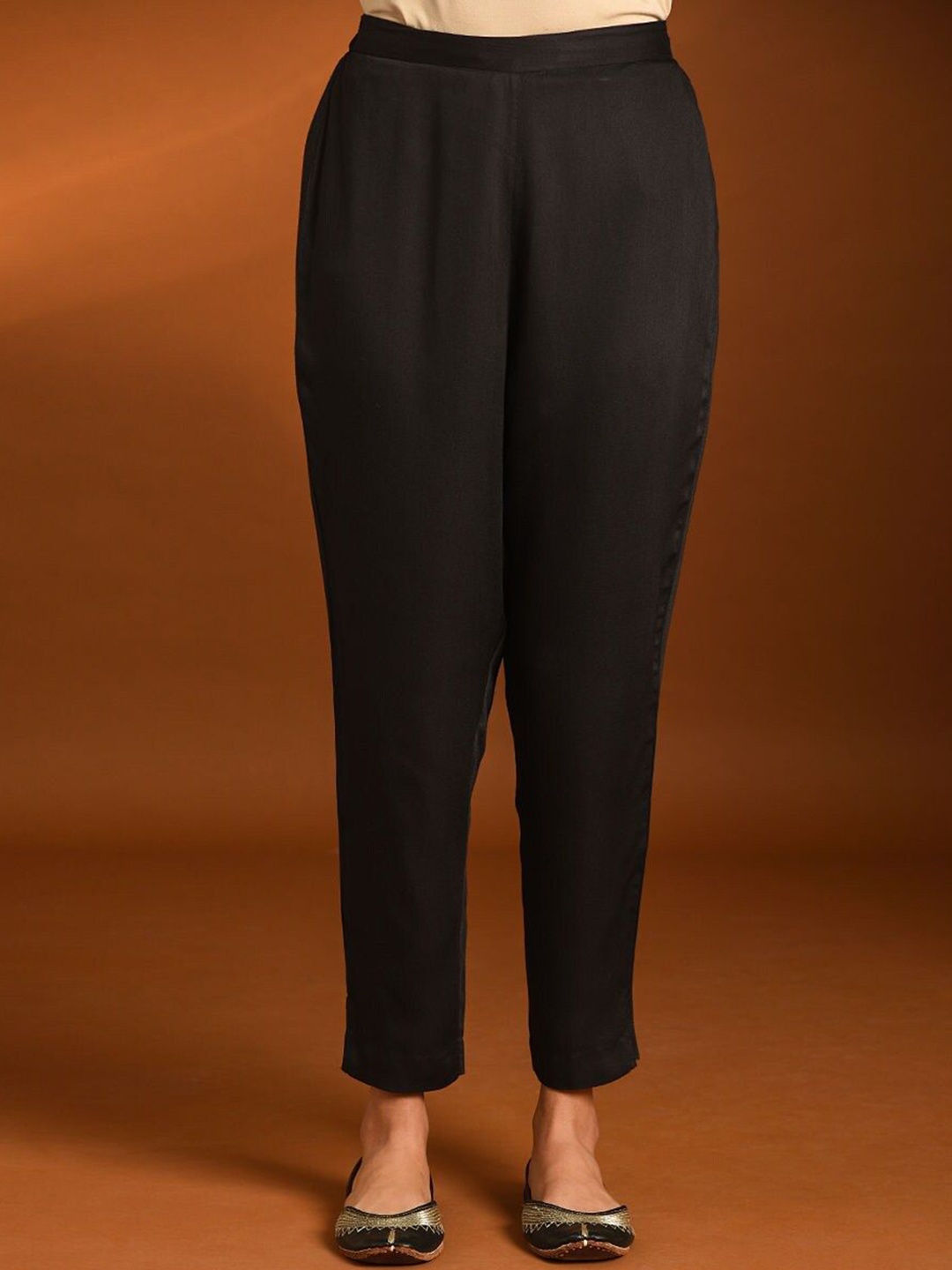 

JAYPORE Women Relaxed Regular Fit Trousers, Black