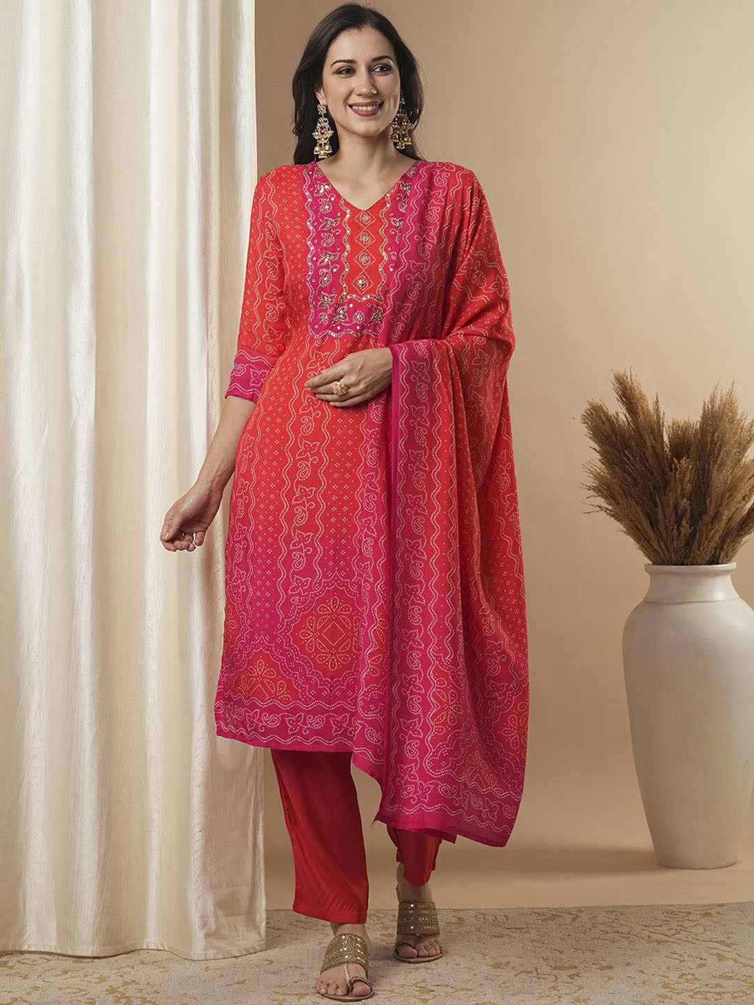 

FASHOR Bandhani Printed Sequinned Straight Kurta With Trousers & Dupatta, Red