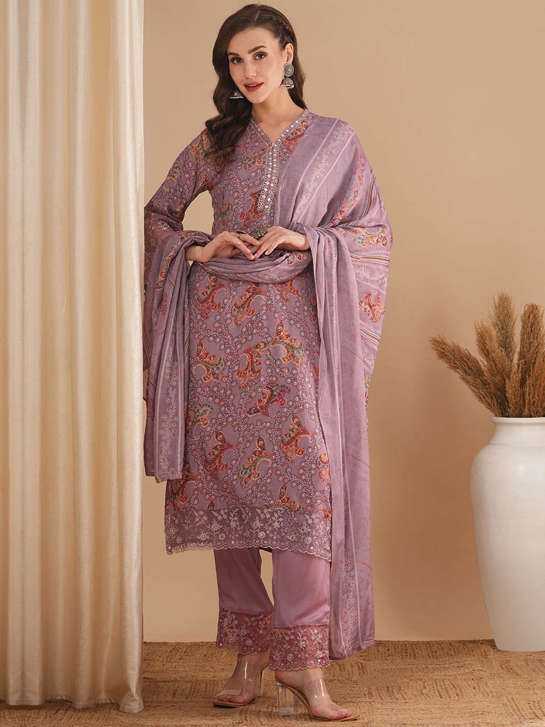 

FASHOR Floral Embroidered Mirror Work Straight Kurta With Trousers & Dupatta, Lavender