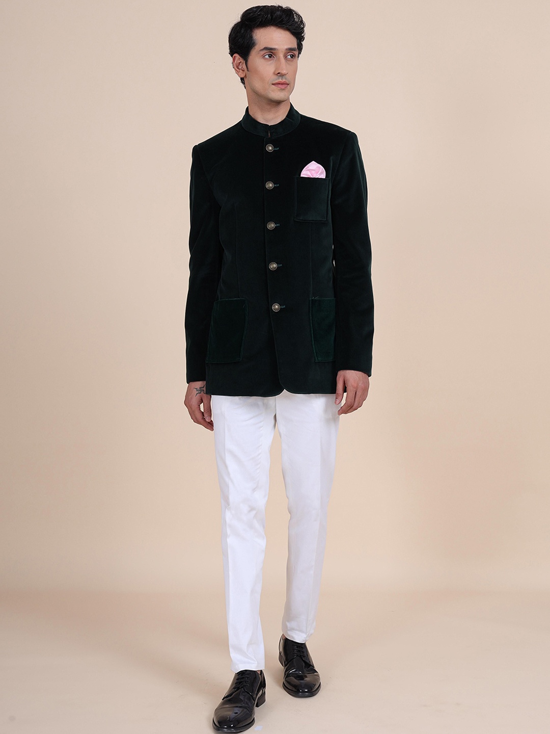 

RR Blue Men Mandarin Collar Solid Party Velvet Tailored Fit Blazer, Green