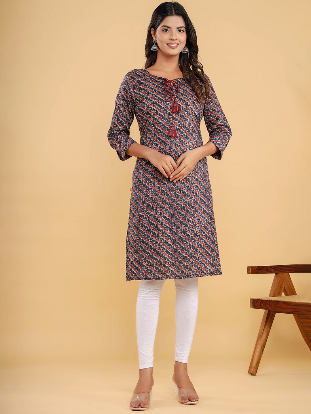 

VASVI Ethnic Motifs Printed Tie-Up Neck Straight Kurta, Blue