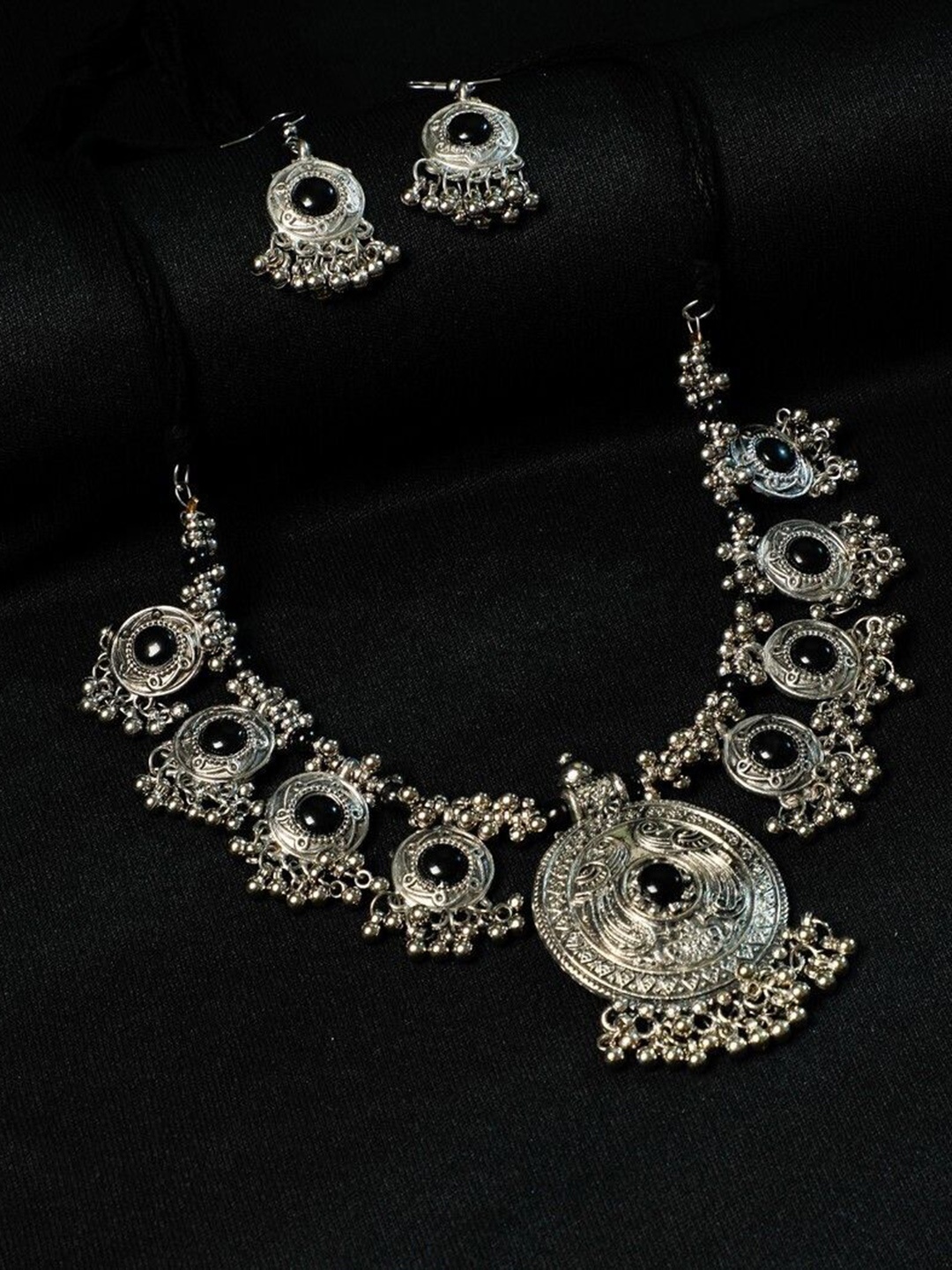 

Oxidized Heaven Sterling Silver-Plated Stone Studded & Beaded Necklace and Earrings
