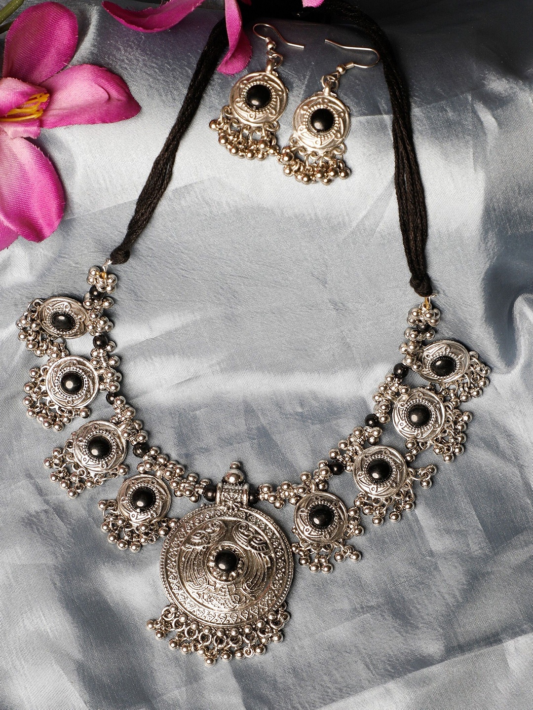 

Oxidized Heaven Sterling Silver-Plated Jewellery Set