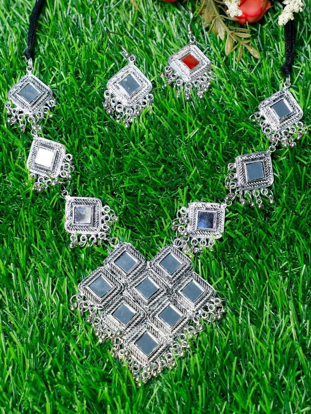 

Oxidized Heaven Sterling Silver-Plated Studded Jewellery Set