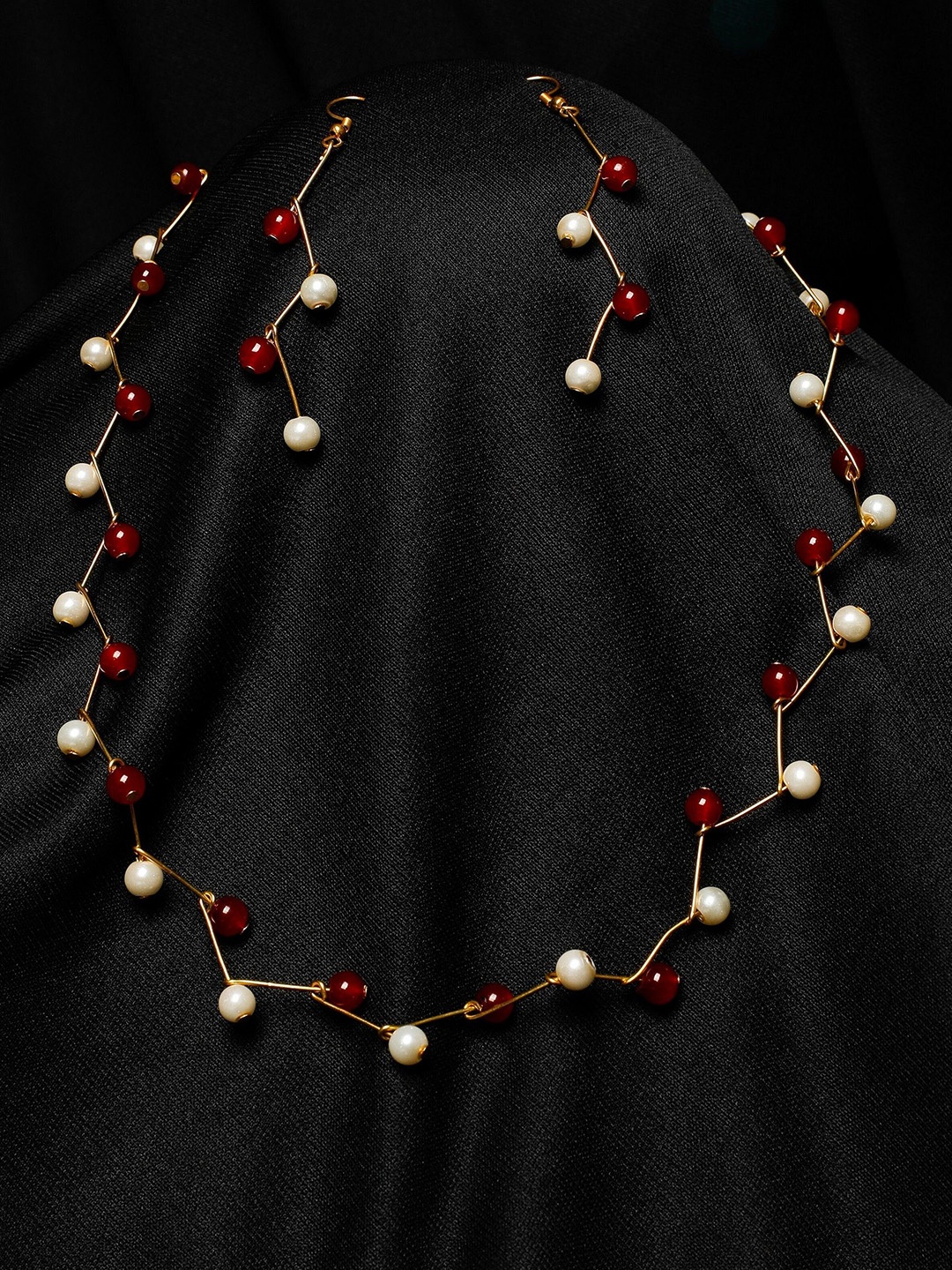 

Oxidized Heaven Gold-Plated Silver Beaded Jewellery Set
