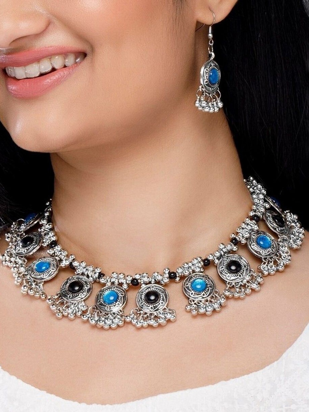 

Oxidized Heaven Sterling Silver-Plated Stone-Studded & Beaded Jewellery Set