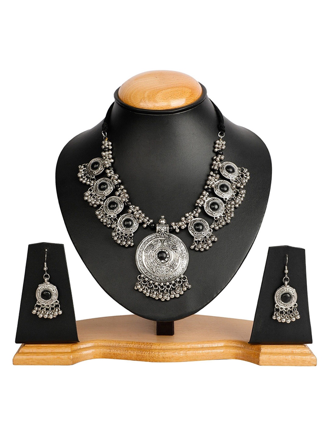 

Oxidized Heaven Sterling Silver-Plated Stone Studded & Beaded Jewellery Set