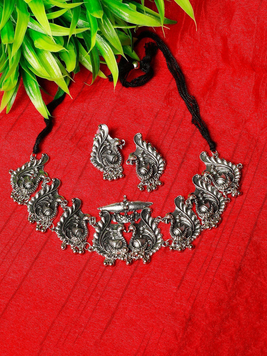 

Oxidized Heaven Sterling Silver Silver-Plated Necklace & Earrings