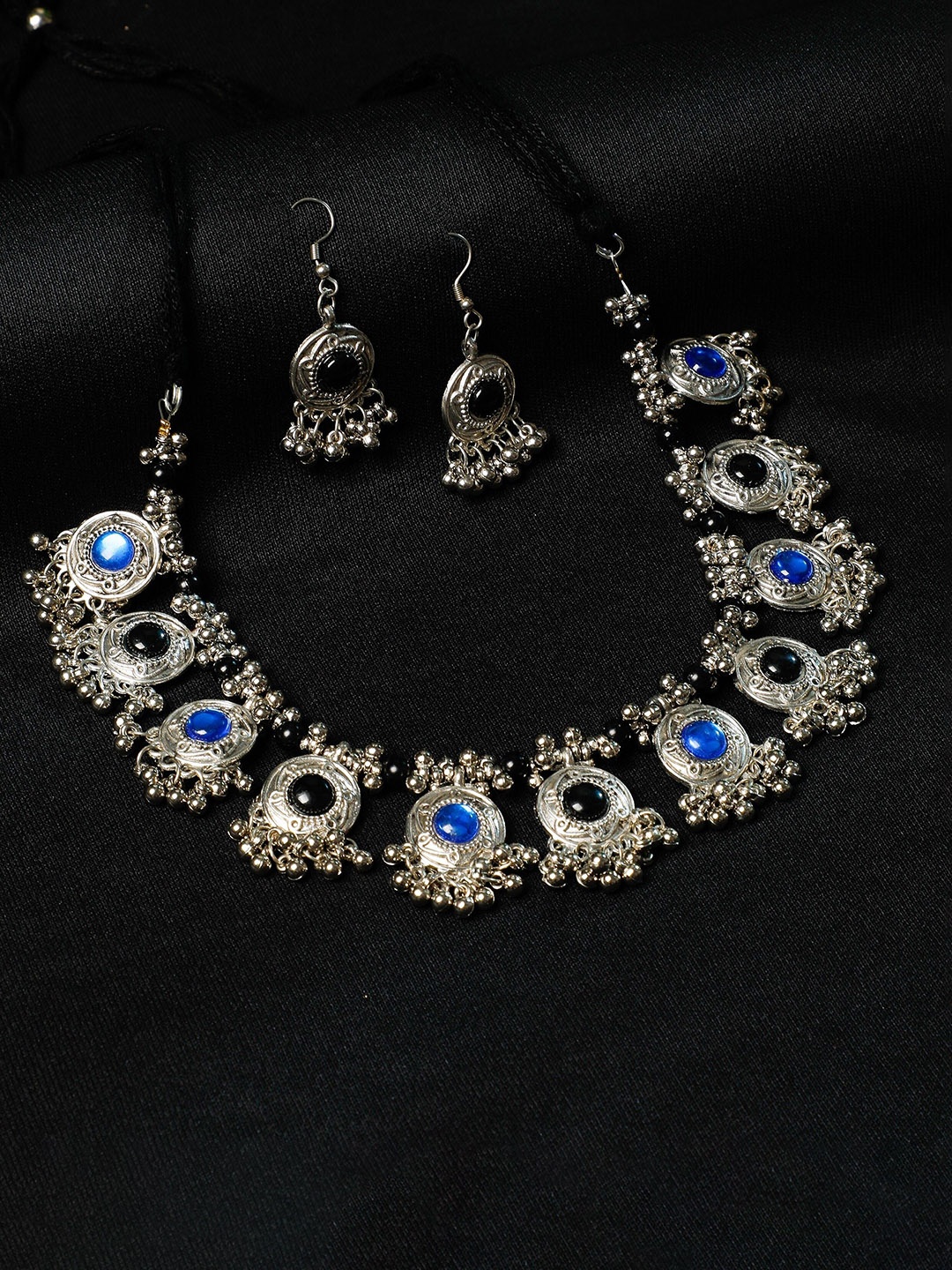 

Oxidized Heaven Silver Plated Stone Studded & Beaded Jewellery Set