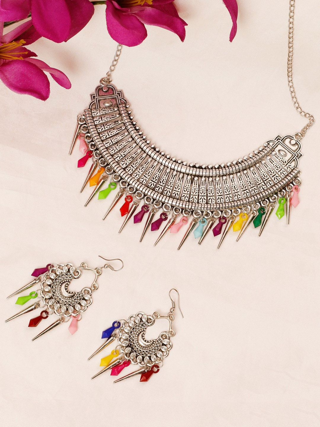 

Oxidized Heaven Silver-Plated Necklace & Earrings