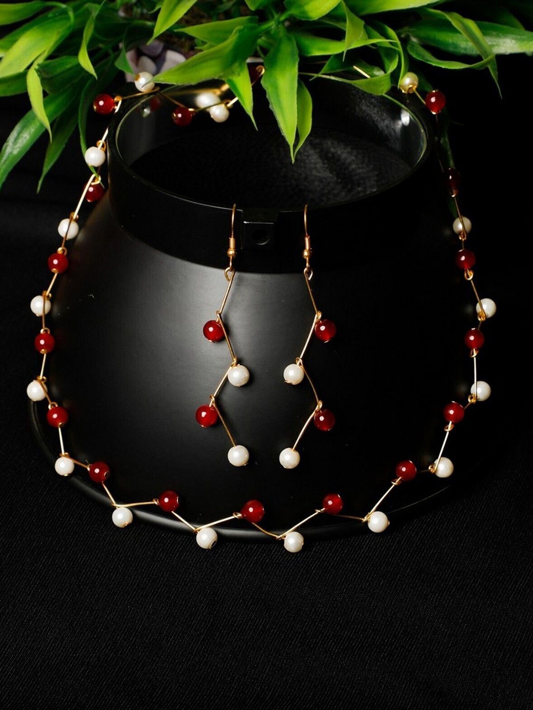 

Oxidized Heaven Gold-Plated Silver Beaded Jewellery Set