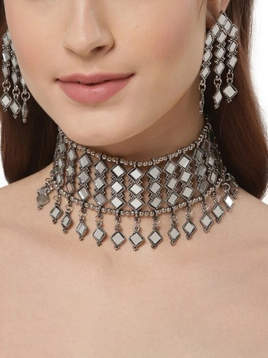 

Oxidized Heaven Sterling Silver-Plated Mirror Studded Jewellery Set