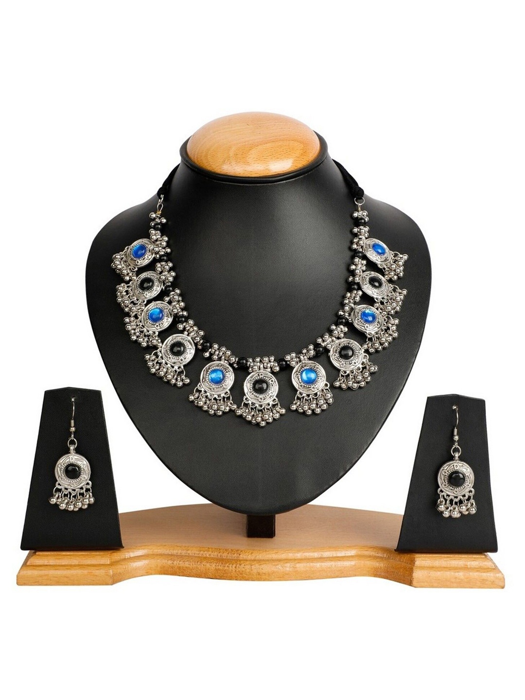 

Oxidized Heaven Sterling Silver Plated Stone Studded Jewellery Set