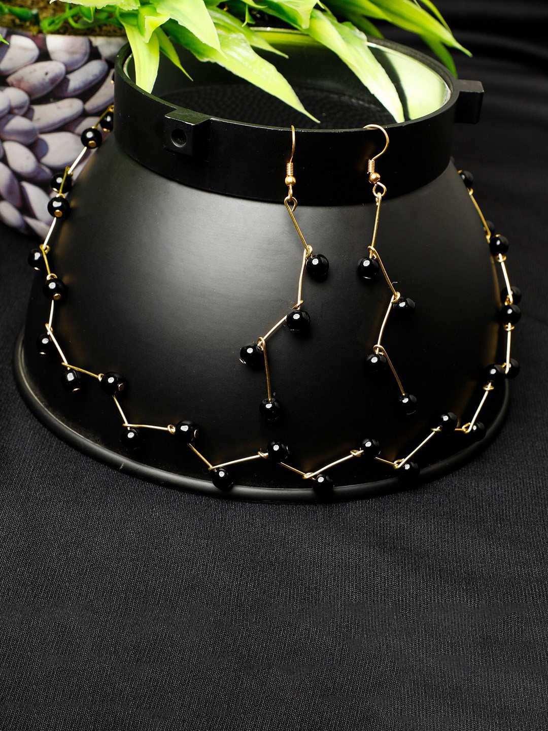 

Oxidized Heaven Gold-Plated Silver Beaded Jewellery Set