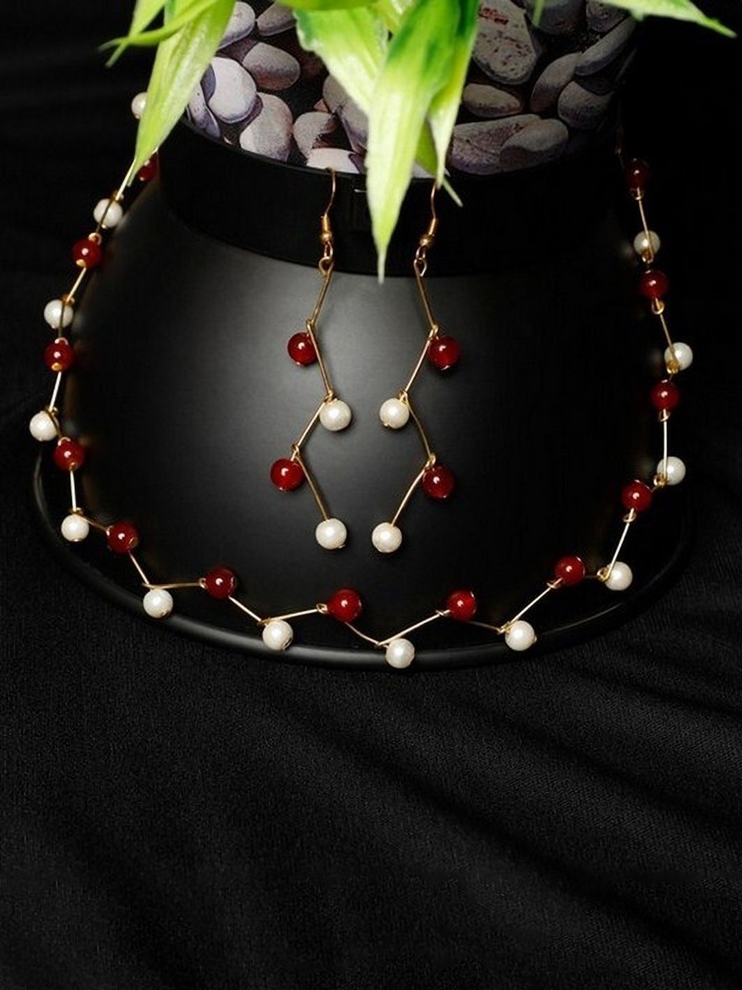 

Oxidized Heaven Gold-Plated Beaded Necklace and Earrings