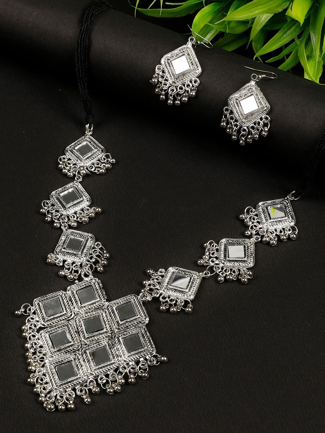 

Oxidized Heaven Sterling Silver-Plated Mirror Jewellery Set