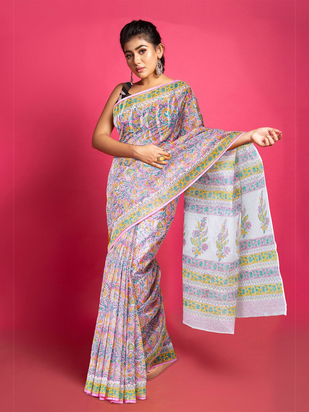 

Unnati Silks Ethnic Motifs Handloom Block Print Saree, Pink