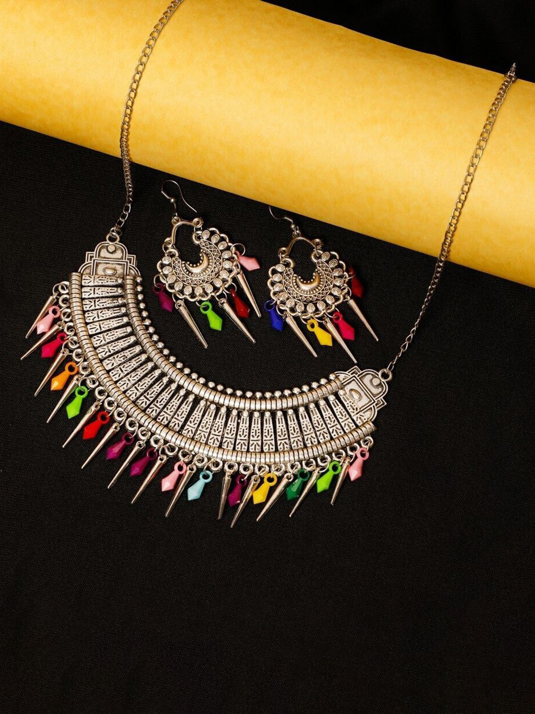 

Oxidized Heaven Sterling Silver-Plated Stone Studded & Beaded Jewellery Set
