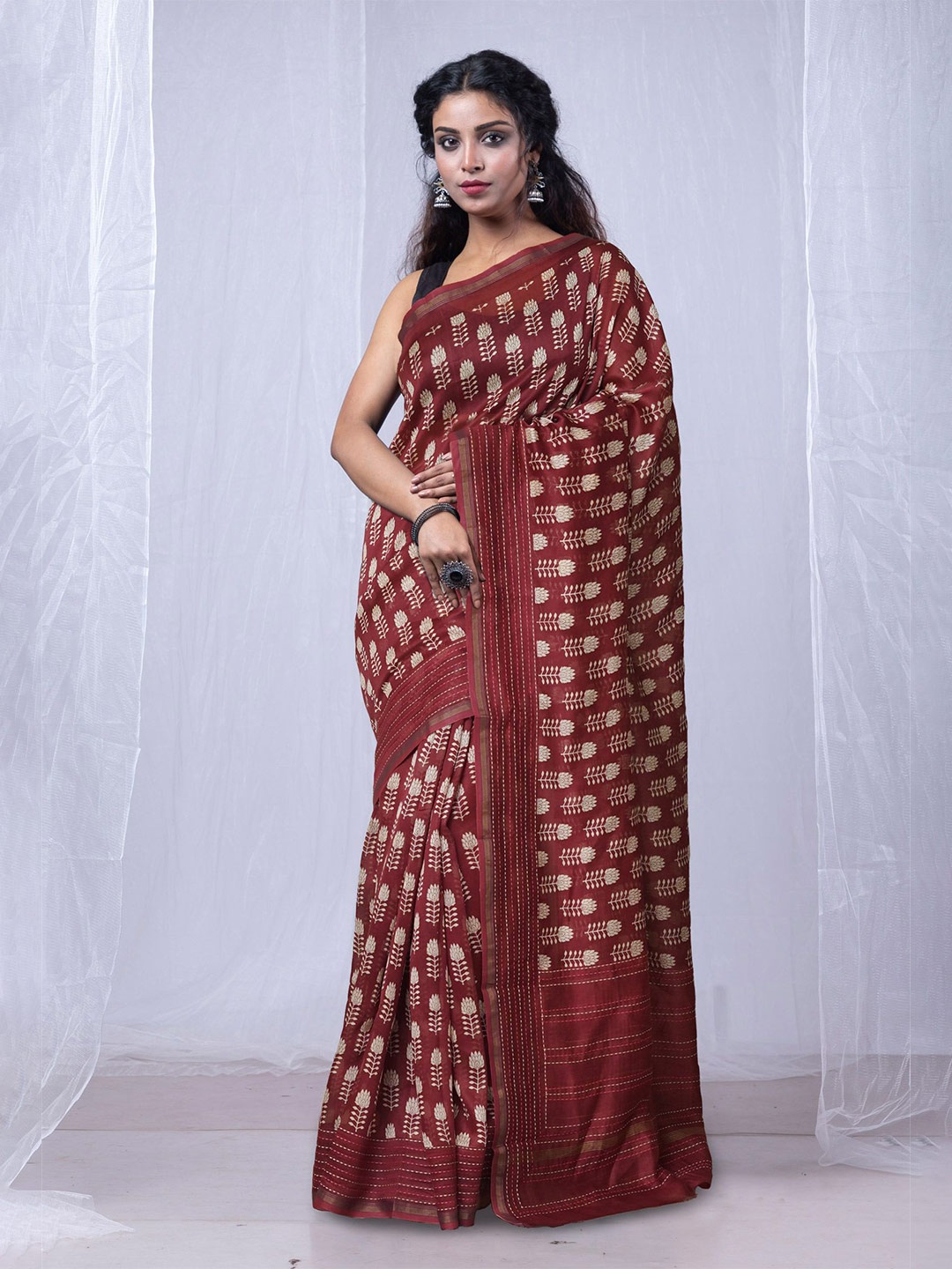 

Unnati Silks Ethnic Motifs Zari Chanderi Saree, Burgundy