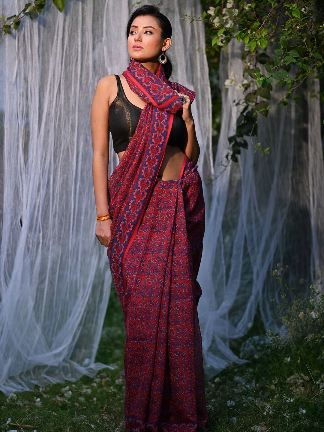 

Unnati Silks Batik Printed Pure Cotton Kota Saree, Red
