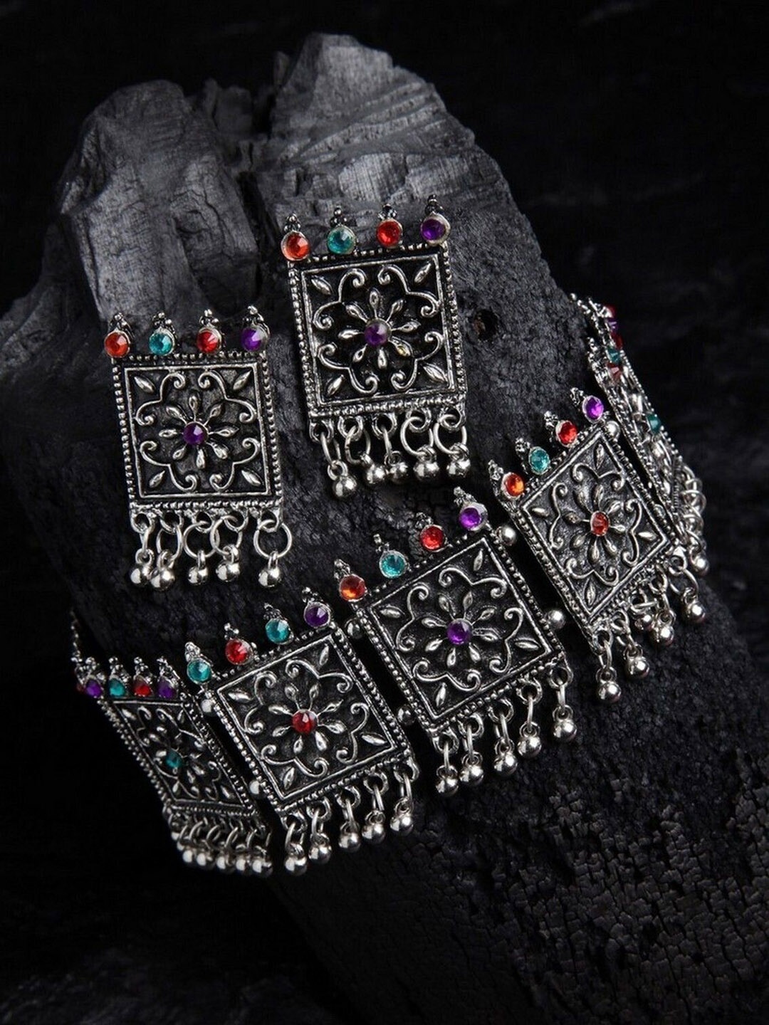 

Oxidized Heaven Sterling Silver-Plated Stone Studded Jewellery Set