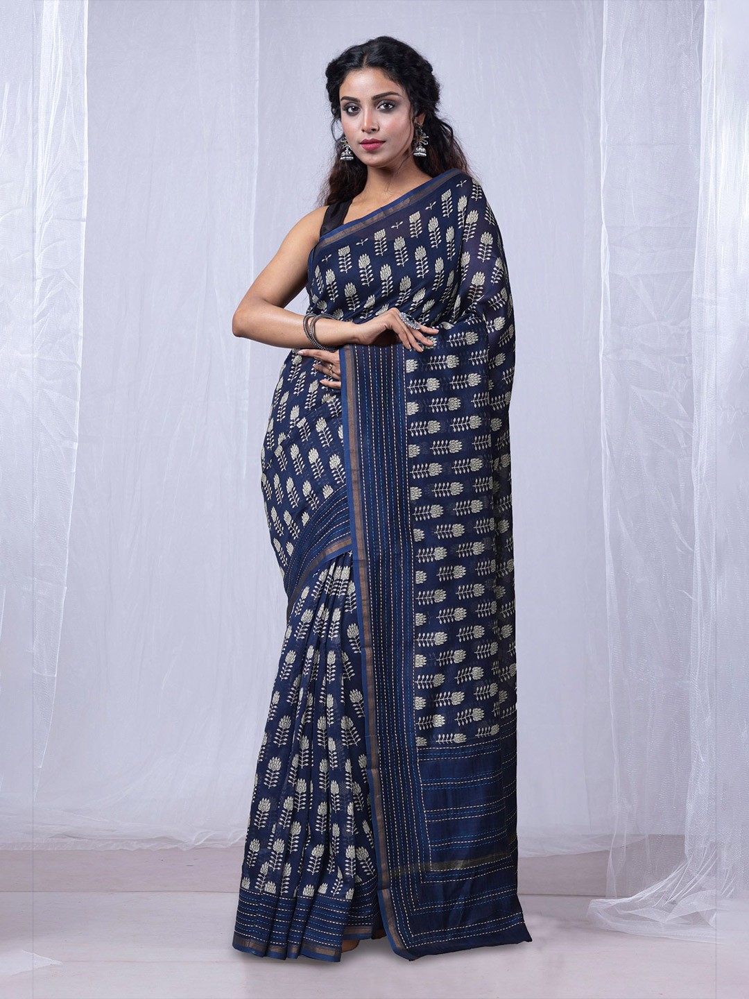

Unnati Silks Ethnic Motifs Chanderi Saree, Navy blue
