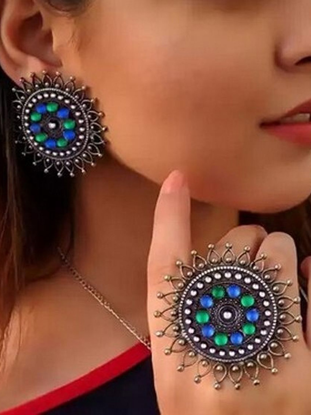 

Oxidized Heaven Sterling Silver Plated Stone Studded Jewellery Set