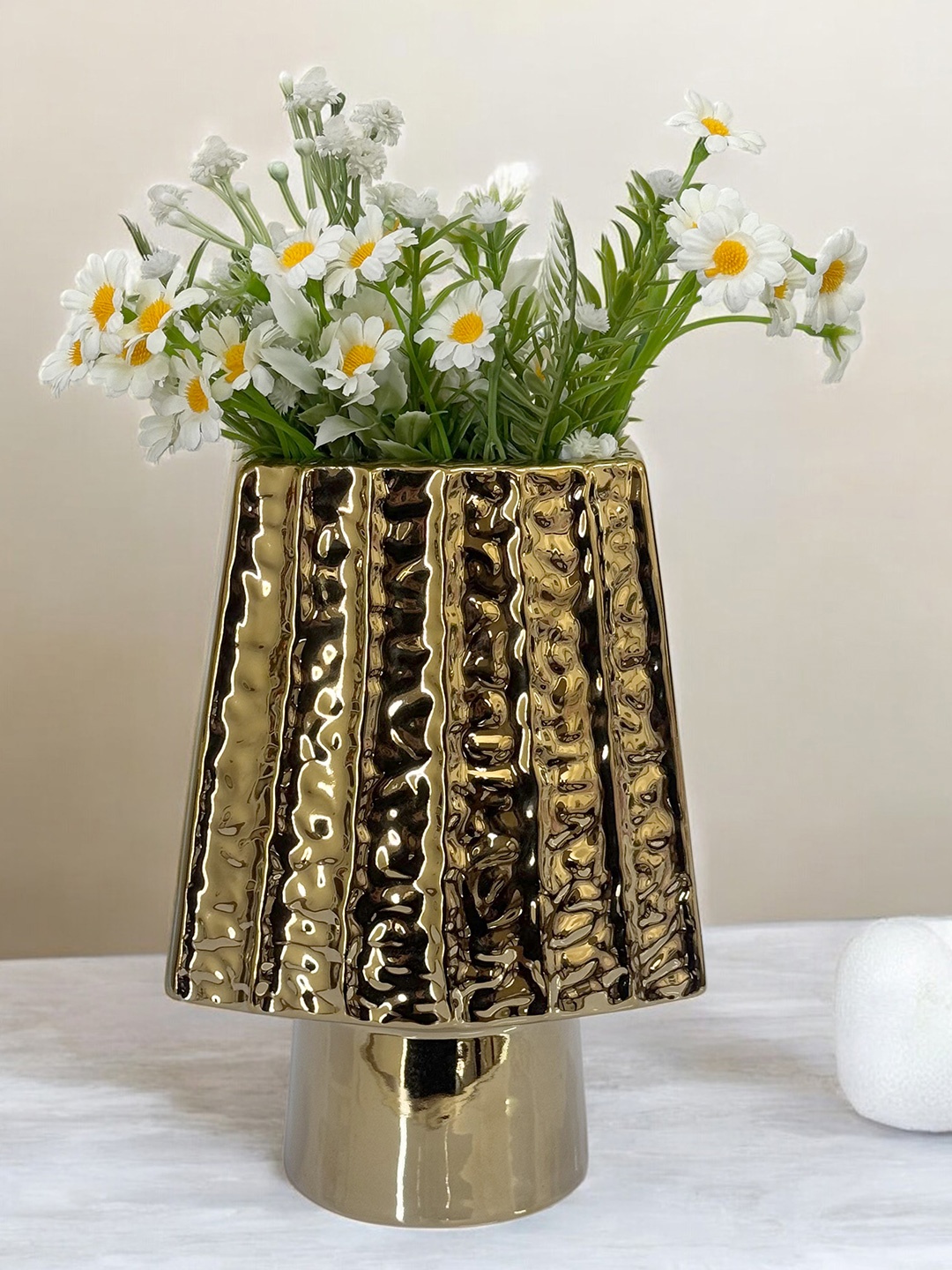 

Art Street Gold Toned Glossy Ceramic Decorative Flower Vase