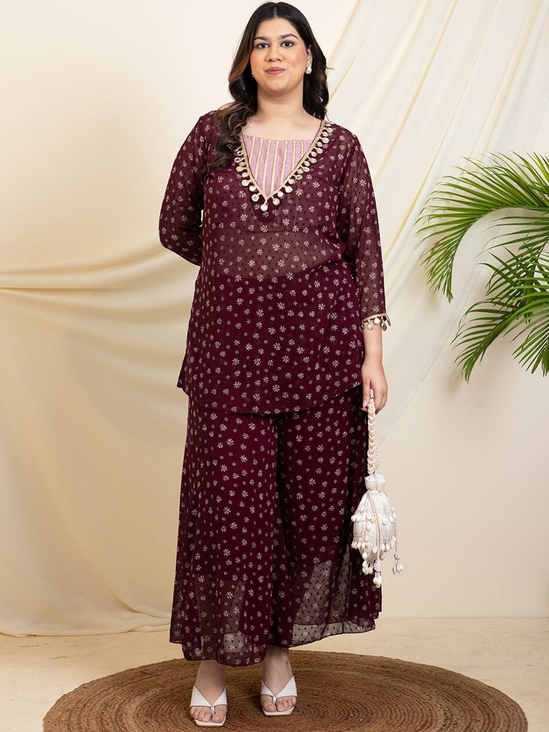 

DEEBACO Plus Size Floral Printed Tunic With Crop Top & Palazzo, Maroon