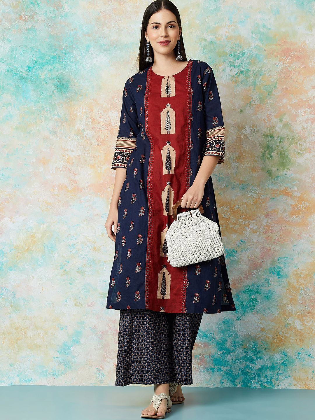 

Melange by Lifestyle Floral Printed Pure Cotton Straight Kurta With Pyjama, Navy blue