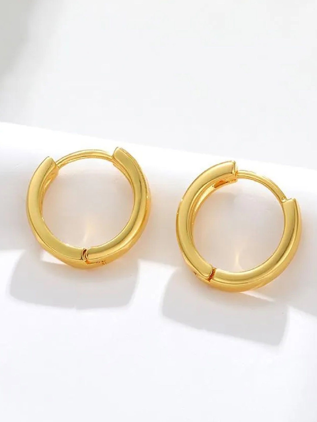 

RUHI COLLECTION Unisex Stainless Steel Circular Hoop Earrings, Gold