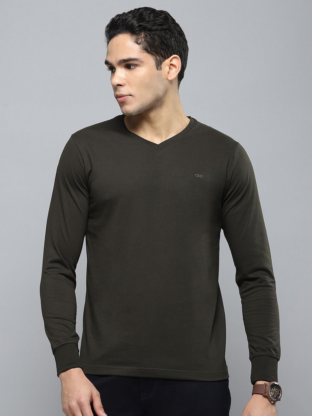 

Cloak & Decker Men Solid V-Neck Cotton T-shirt, Olive