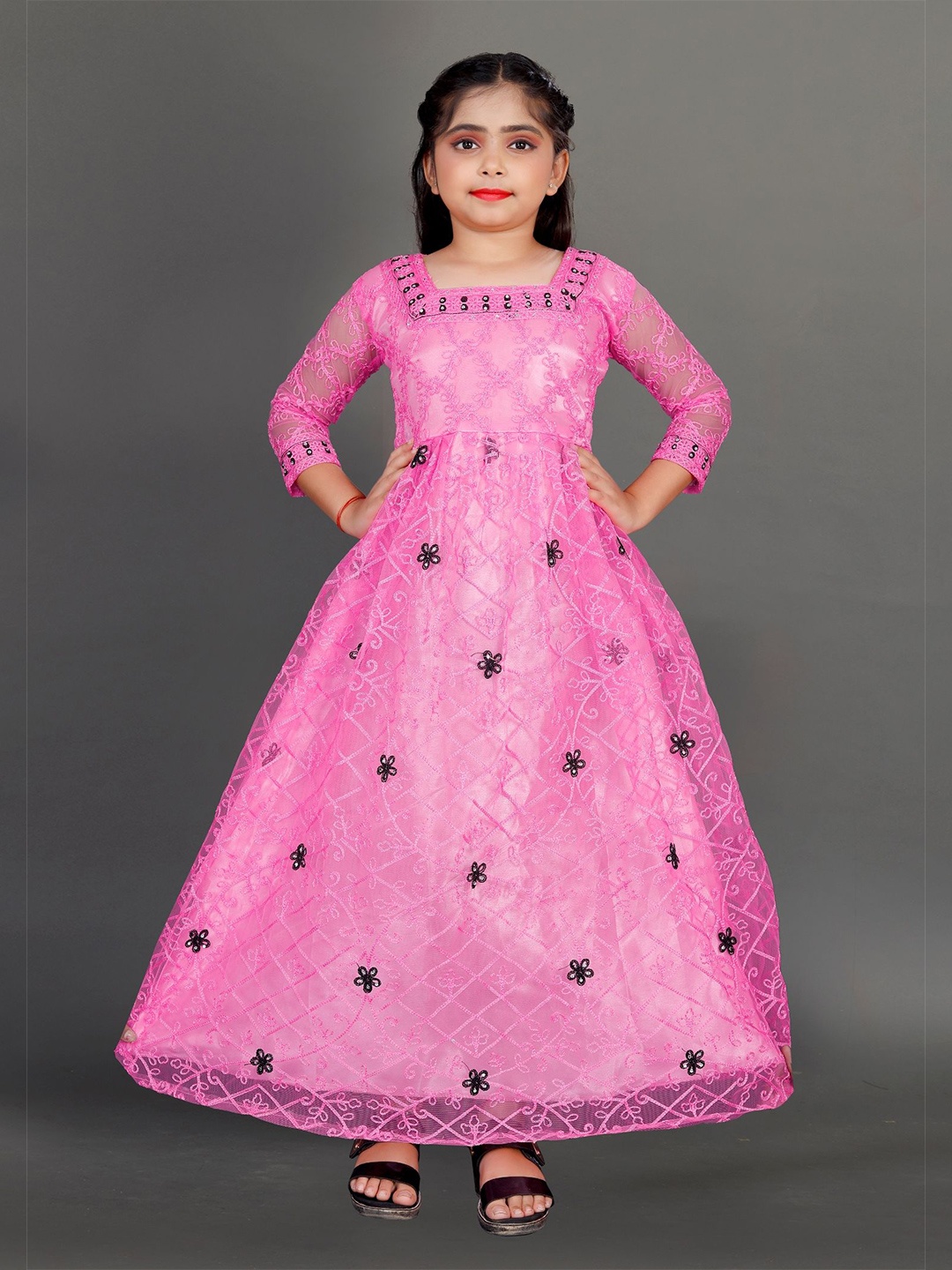 

Aika Girls Embellished Embroidered Net Gown Dress, Pink