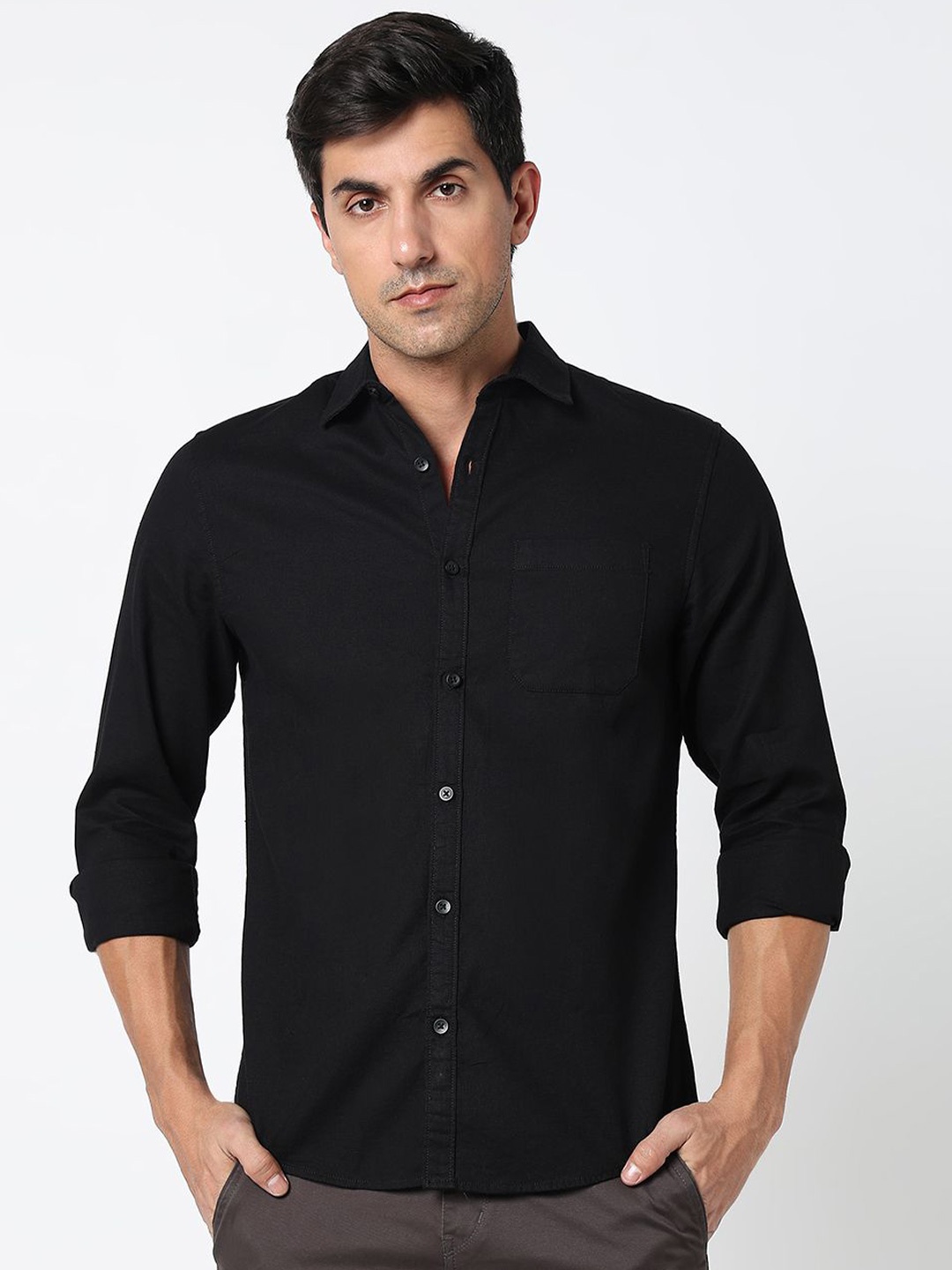 

R&B Men Spread Collar Solid Cotton Casual Shirt, Black