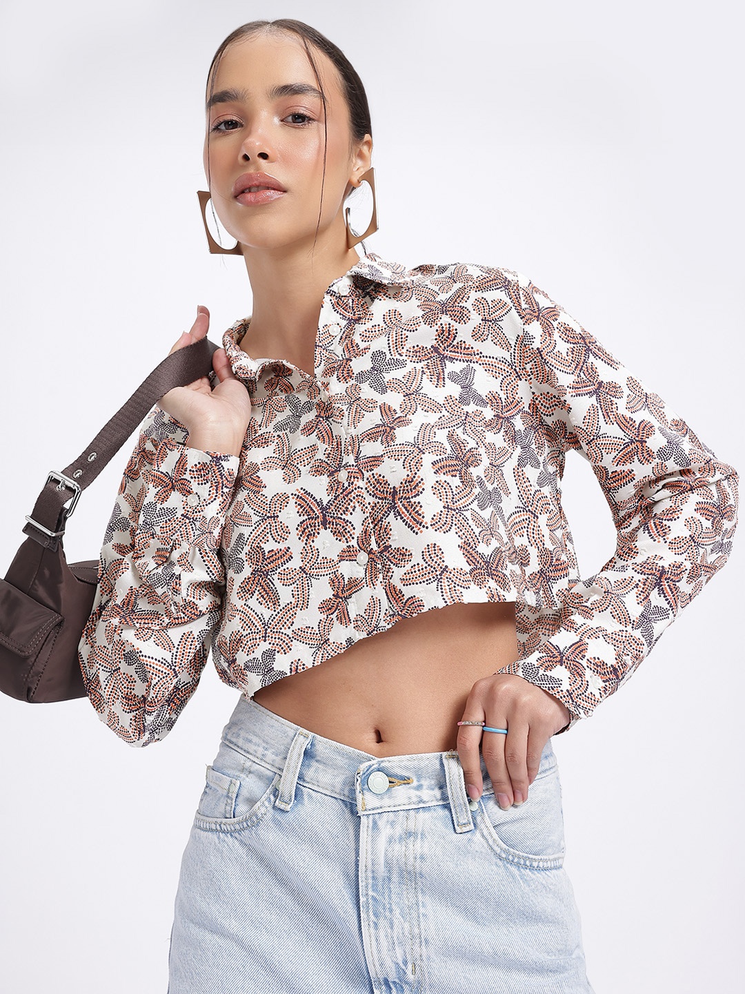 

glitchez Street Texture Printed Boxy Cropped Shirt, White